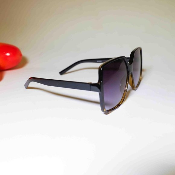 Unisex Black Leopard Oversized Sunglasses Gradient Hip Hop Shades - Picture 2 of 4